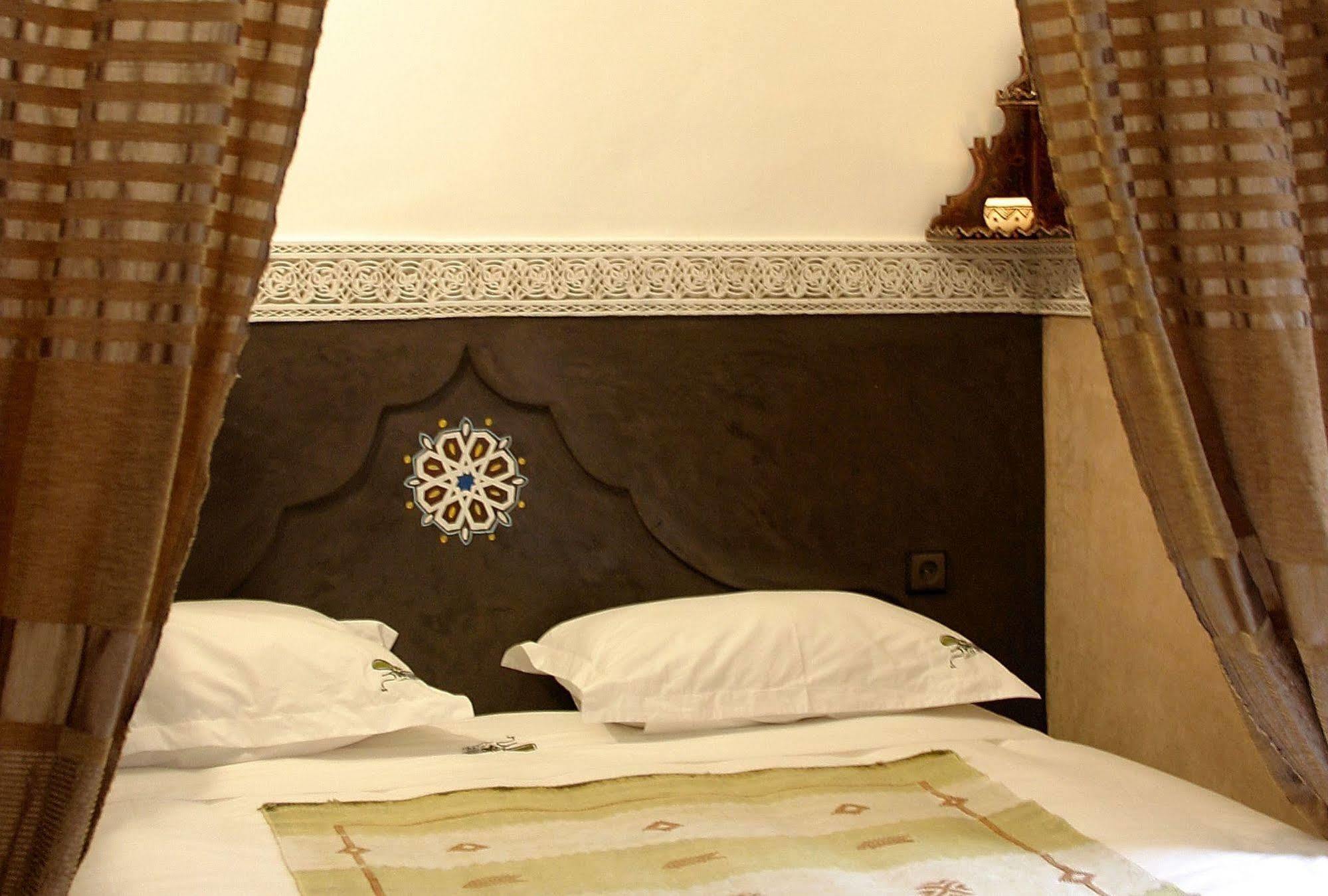 Riad Ta'Achchaqa Marrakesh Extérieur photo