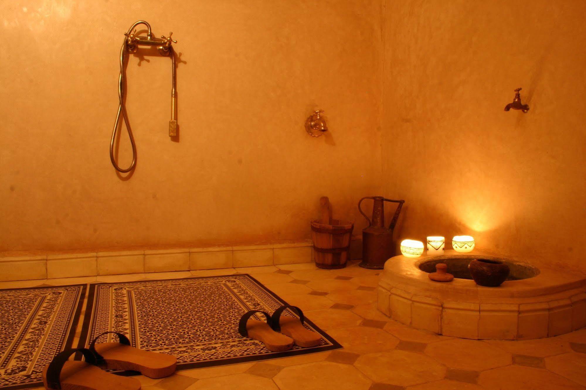 Riad Ta'Achchaqa Marrakesh Extérieur photo